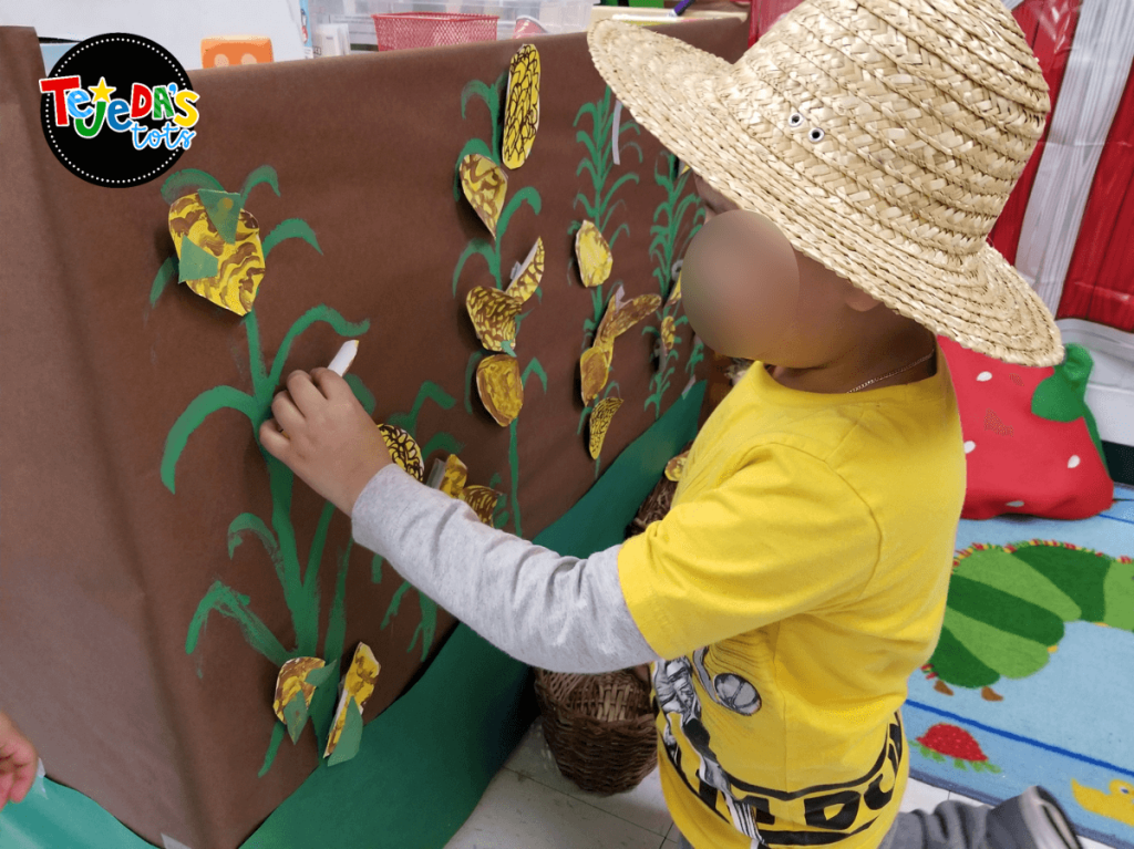 Farm Thematic Unit Activities and Centers for Learning Through Play