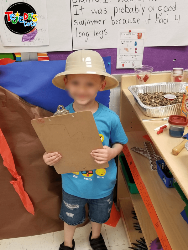 Dinosaur Unit Ideas for Kindergarten and First Grade - Tejeda's Tots
